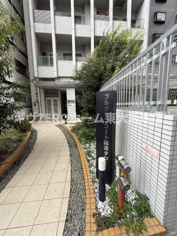 BGC難波タワーのエントランス