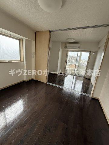 BGC難波タワーの居間・リビング