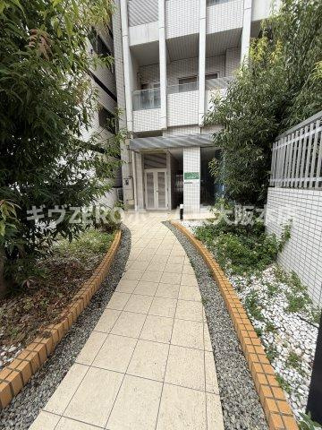 BGC難波タワーのエントランス