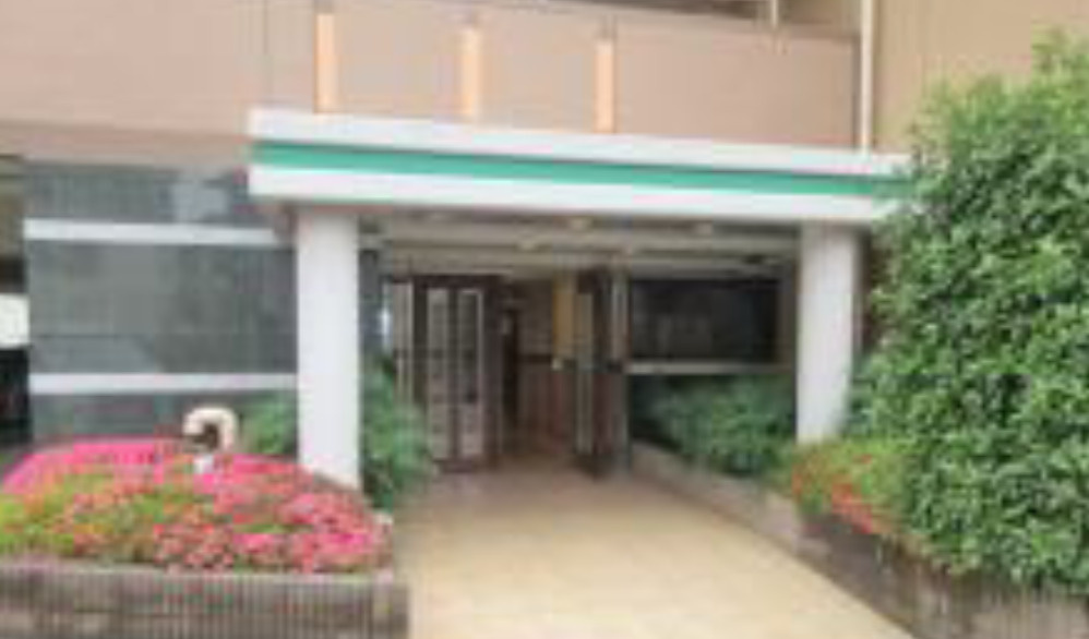 サンクレイドル東松戸のエントランス