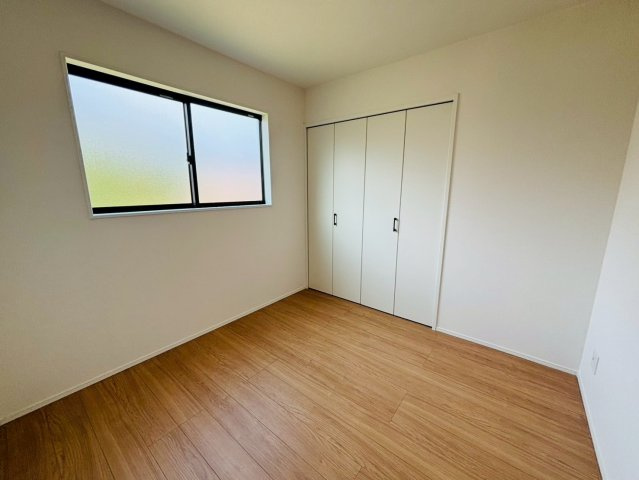 酒々井３期　新築戸建　2号棟の洋室