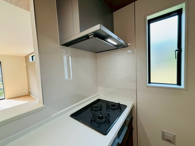 酒々井３期　新築戸建　2号棟のキッチン