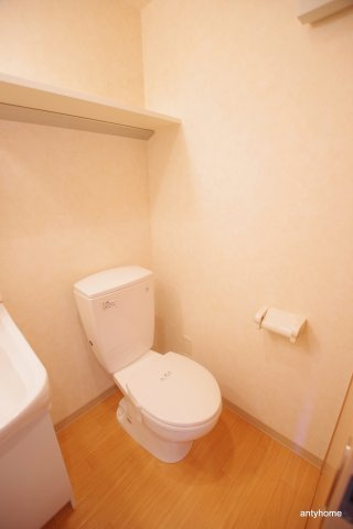 エスリード野田阪神駅前　仲介手数料無料のトイレ