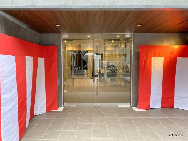 ゼオン大阪EAST　仲介手数料無料のエントランス