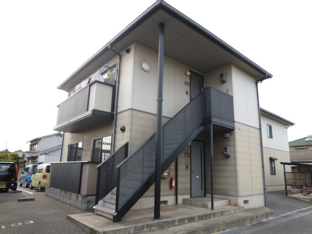 倉敷市亀島２丁目のアパートの外観