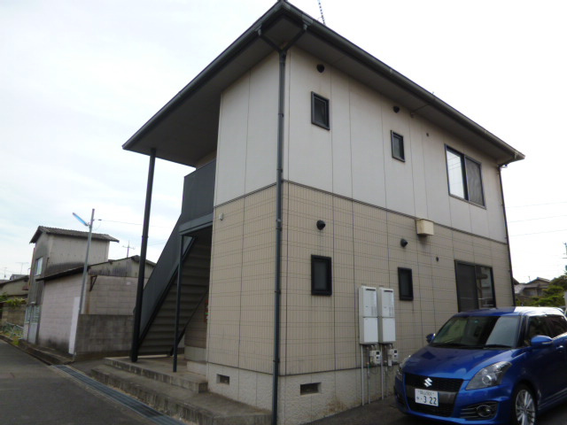 倉敷市亀島２丁目のアパートの外観