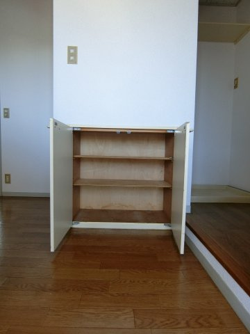 アーバン錦町の収納