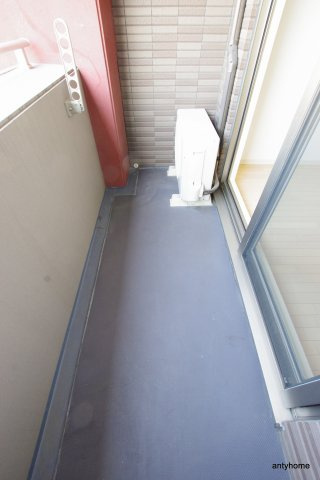 エスティメゾン京橋　仲介手数料無料のバルコニー