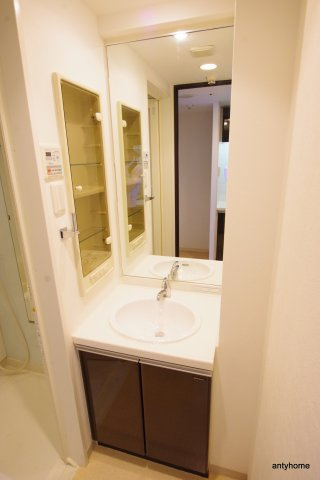 エスティメゾン京橋　仲介手数料無料の洗面所