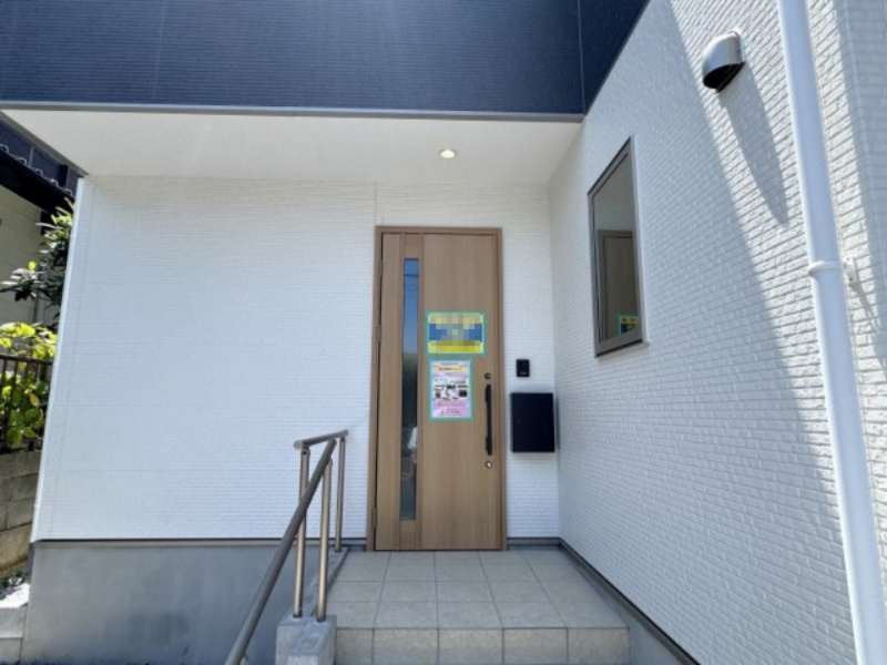 流山市加２丁目新築戸建【流山北小学校：4分】のエントランス|エントランス・玄関ポーチ