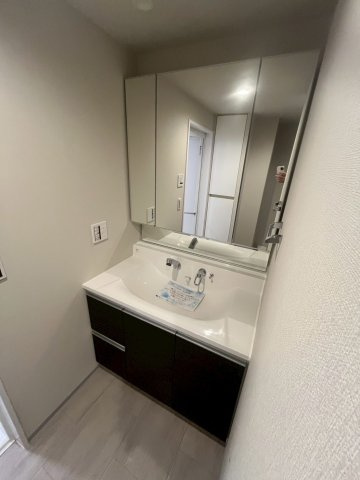 レジデンス梅田ローレルタワーの洗面所