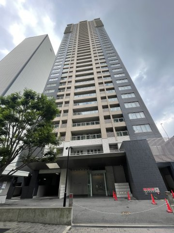 レジデンス梅田ローレルタワーの外観パース