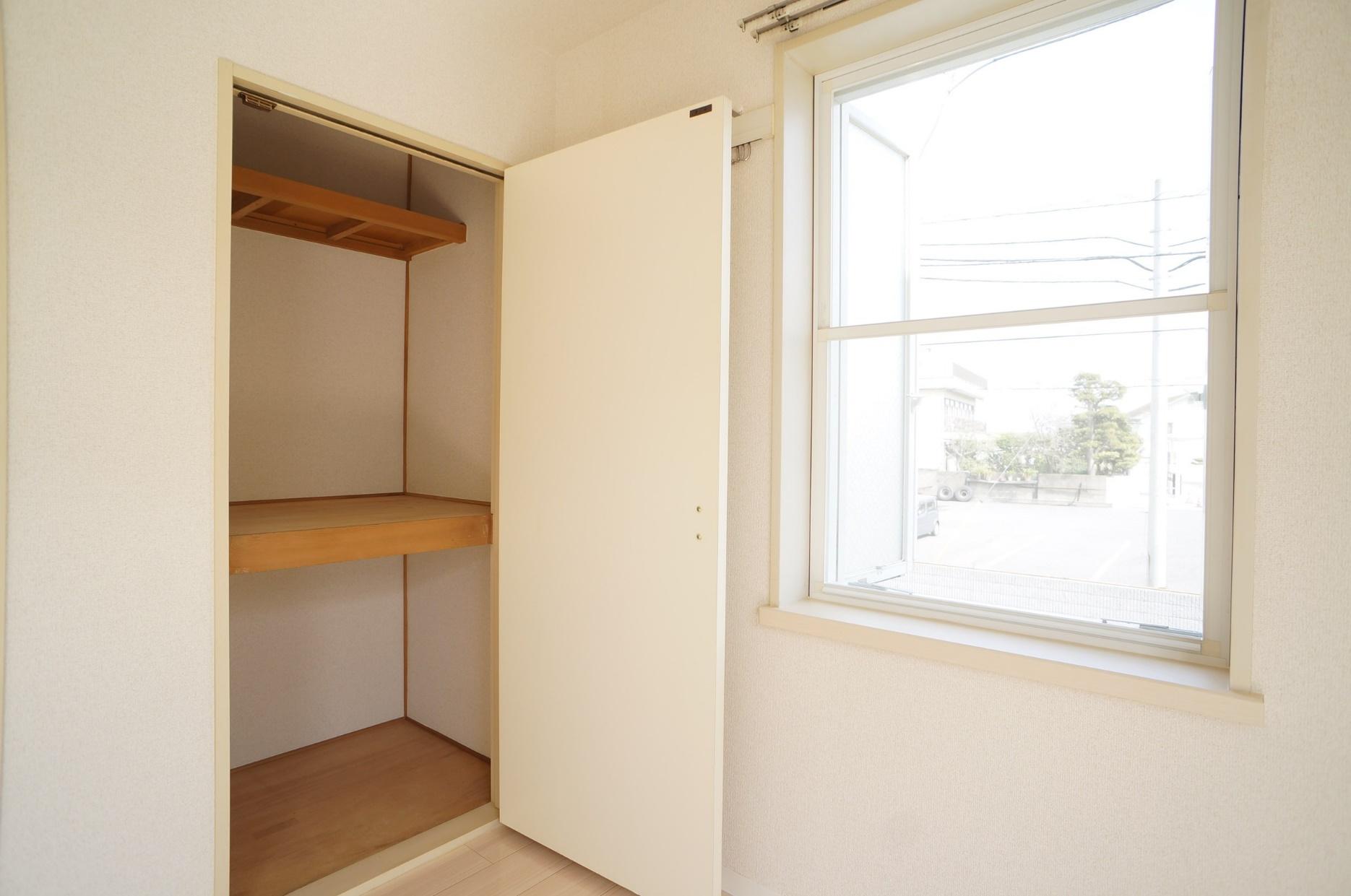 ポーエルⅥ　Ｃ棟の収納