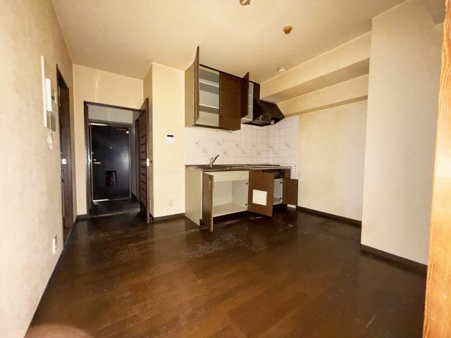 ダイアパレス中宝永町の居間・リビング