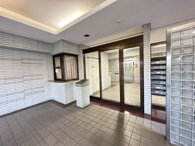 ダイアパレス中宝永町のエントランス