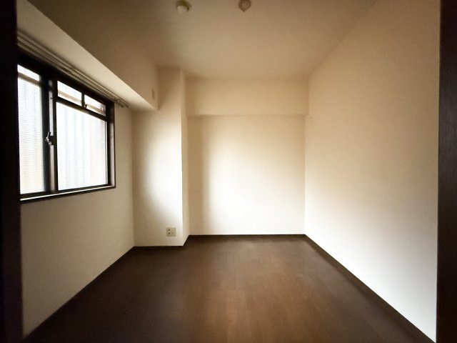 ダイアパレス中宝永町の洋室