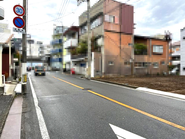【前面道路含む現地写真】 | 売地　高知市二葉町　＠25万