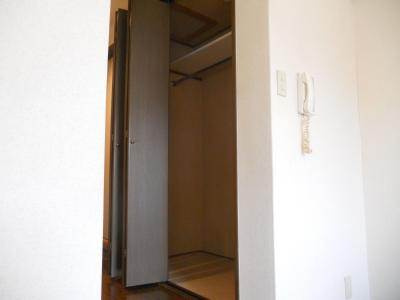 ジュネス堀川の収納|廊下・クローゼット