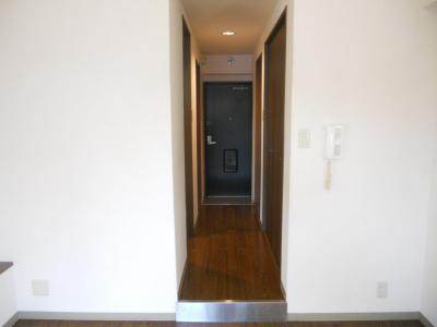 ジュネス堀川の内装|廊下