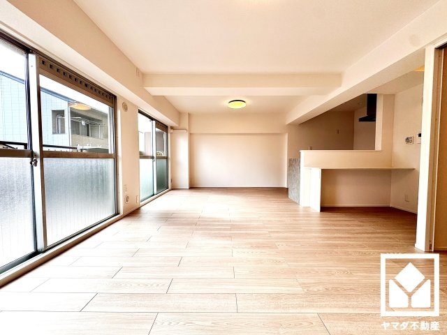 藤和伏見コープの居間・リビング