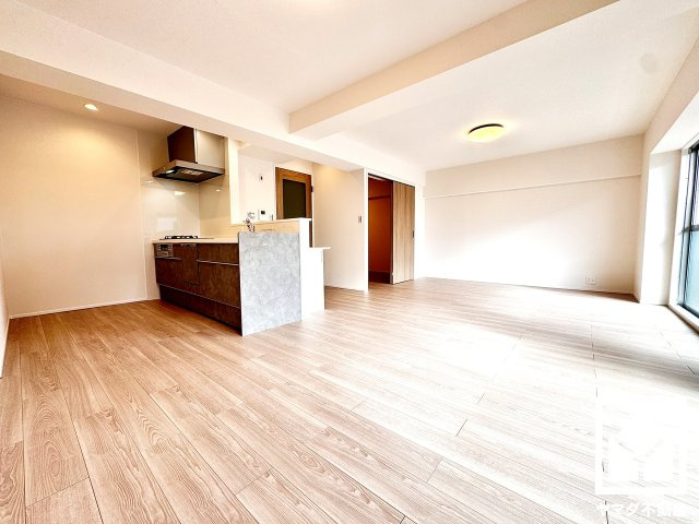 藤和伏見コープの居間・リビング