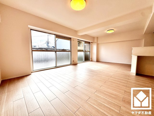 藤和伏見コープの居間・リビング