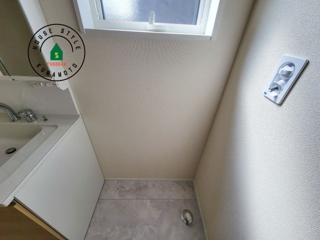 熊本市北区麻生田5丁目第7-2棟（2号棟）のランドリースペース|ランドリースペースとなります。広々して有効的にご使用できます。 