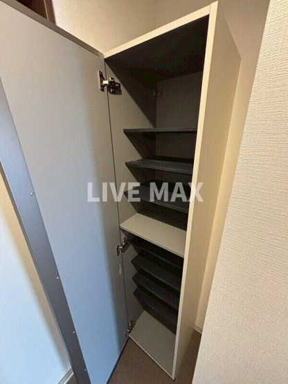 【玄関】エストゥルース京都