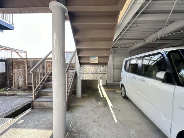 ハイツクラウドのエントランス