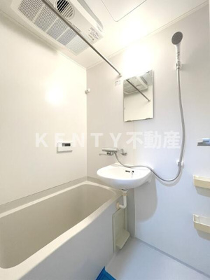 【浴室】 | 山市ビル | お風呂です