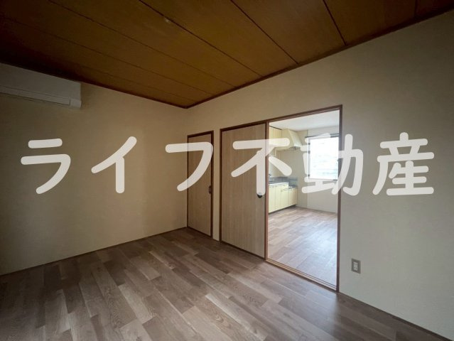 ロイヤルハイツの内装|おしゃれな内装です