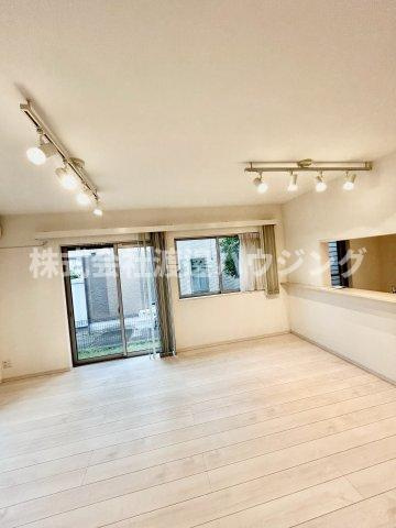 山手台新町１丁目一戸建の内装