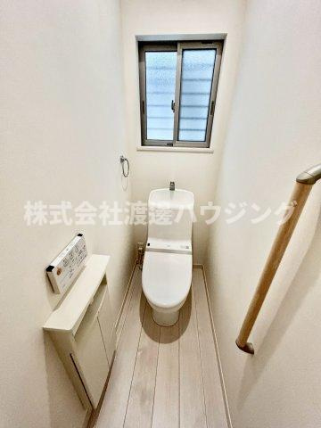 山手台新町１丁目一戸建のトイレ