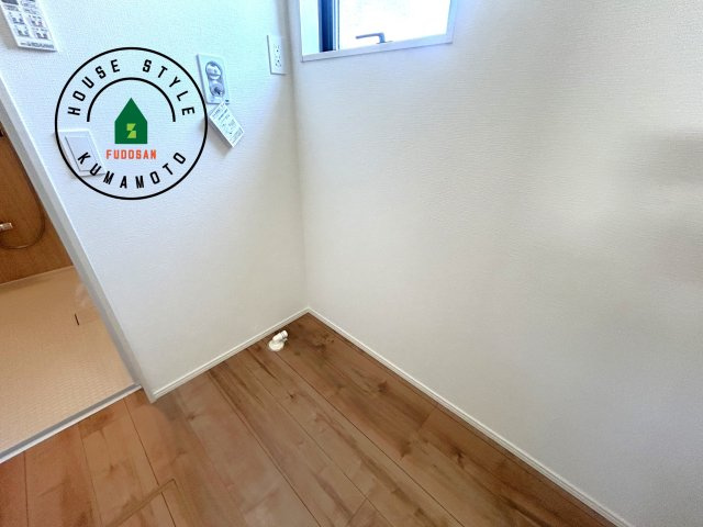 熊本市中央区琴平2丁目第2-5棟（4号棟）　の内観：施工例|ランドリースペースとなります。広々して有効的にご使用できます。 