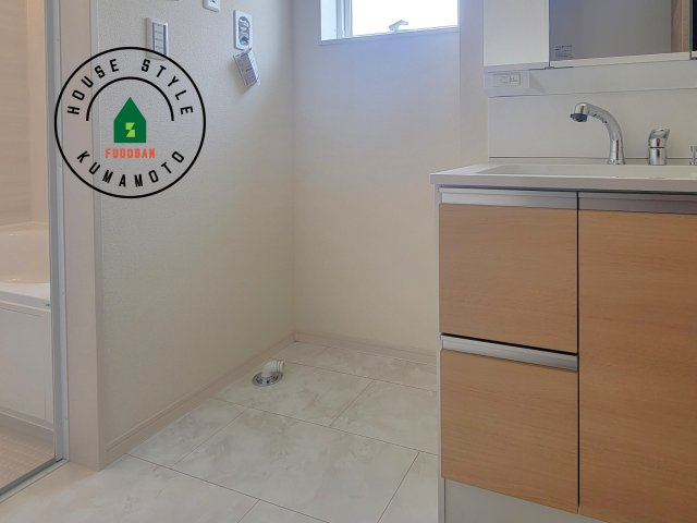 熊本市中央区琴平2丁目第2-5棟（5号棟）　の内観：施工例|ランドリースペースとなります。広々して有効的にご使用できます。 