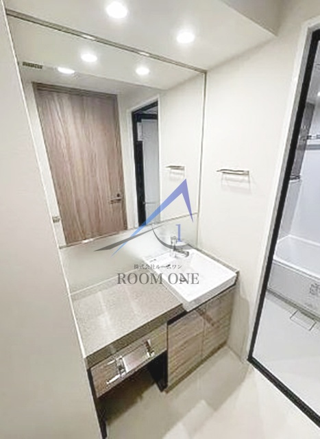 クレヴィア日暮里　ＴＨＥ　ＰＬＡＣＥの洗面所|洗面台です。