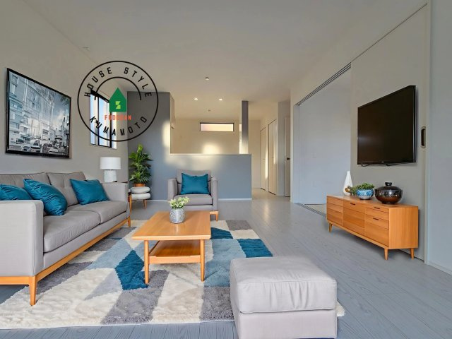 熊本市中央区出水6丁目第5-1棟（1号棟）　の居間・リビング|キッチンからリビングをしっかり確認できます。家族の笑顔があふれる空間になりそうですね。※家具はCGを合成したものです。