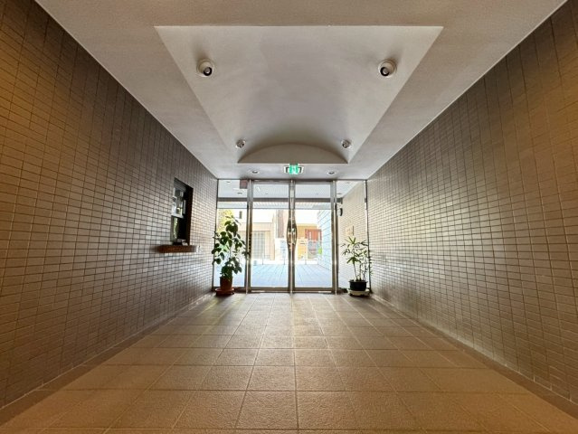 藤和シティホームズ代々木Ⅱのエントランス|落ち着いたエントランスです