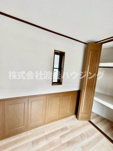 住道１丁目一戸建のその他|窓