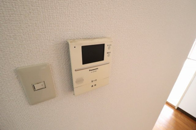 【セキュリティ】 | 大東マンションⅡ | モニター付きインターホンです