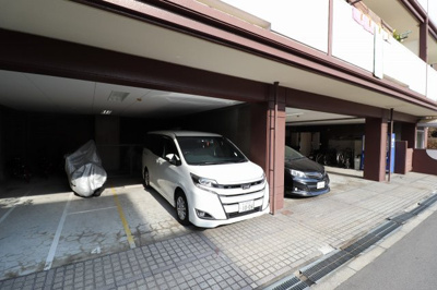 【駐車場】 | 大東マンションⅡ | 駐車場があります