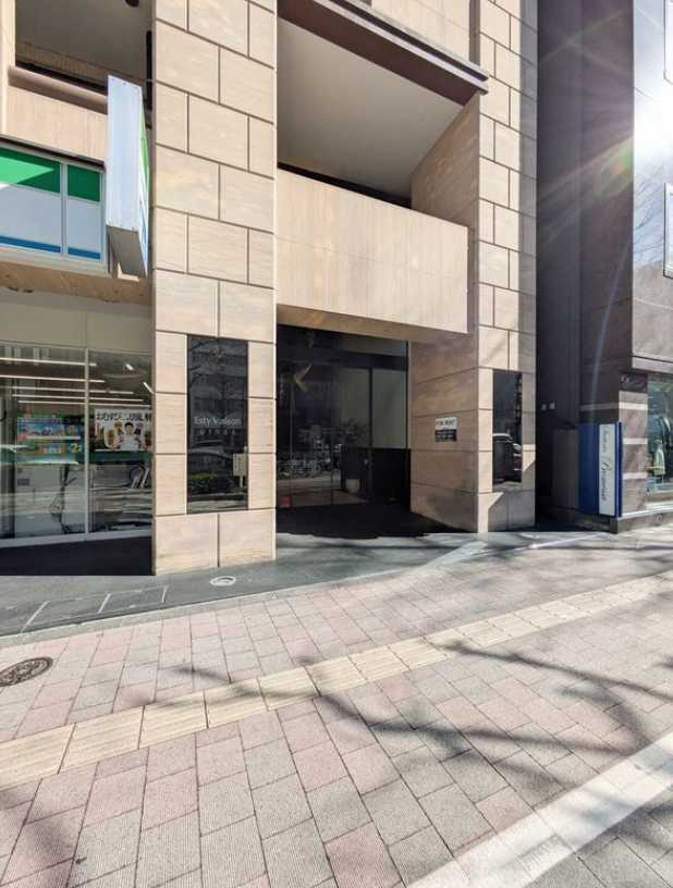 エスティメゾン銀座　駅近　ペット相談可　シャーメゾンのエントランス