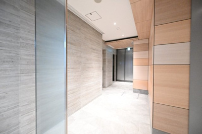 【エントランス】 | サンウッドフラッツ新宿四谷三丁目