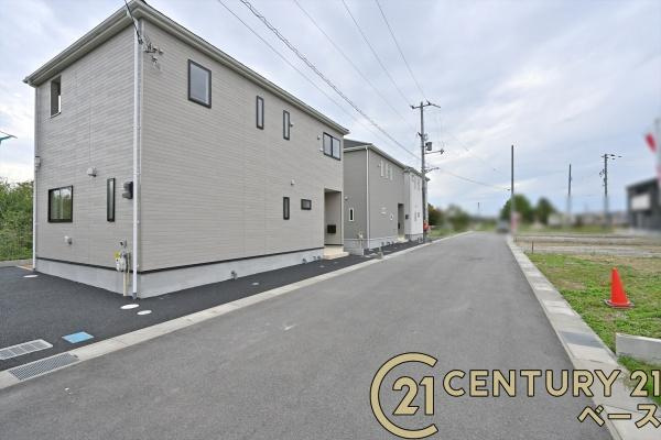 クレイドルガーデン結崎 １号棟 ／新築一戸建の前面道路含む現地写真|■現地撮影写真■スーパーなど商業施設が徒歩圏内に近接しています。