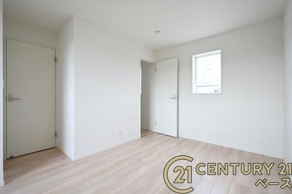 クレイドルガーデン結崎 ３号棟 ／新築一戸建の洋室|■現地撮影写真■広々とした洋室約７．２帖です！