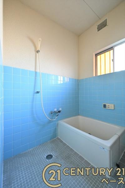 大和高田市土庫　一戸建の浴室