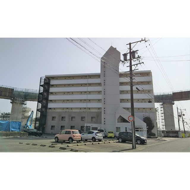 スカイレジデンスの外観