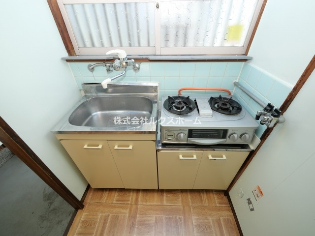 フォアール鳥飼和道２号棟のキッチン