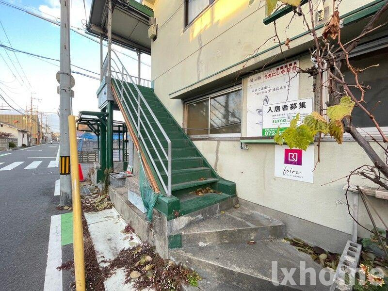 フォアール鳥飼和道１号棟のロビー|落ち着いたロビーです