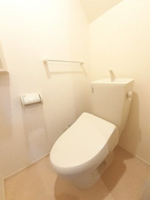 【トイレ】 | エフォートレス　八万 | トイレも気になるポイント